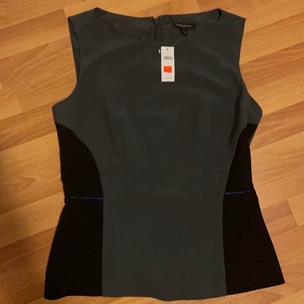 gorgeous lined banana republic top